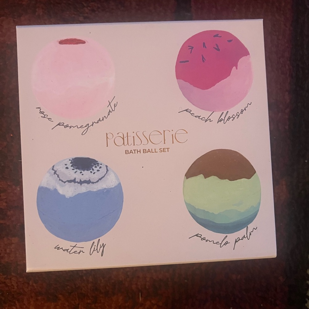 NEW: Patisserie Bath Ball Set 4